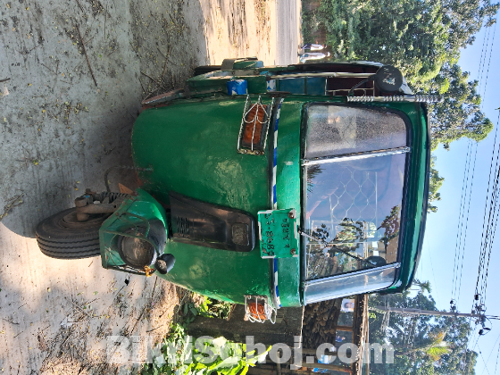 CNG Bajaj 2012 Model